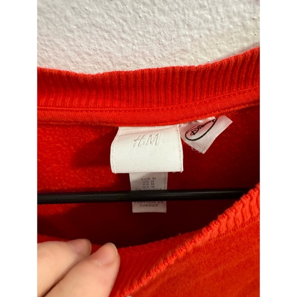 Oversized Mickey holiday sweater - Picture 2 of 3